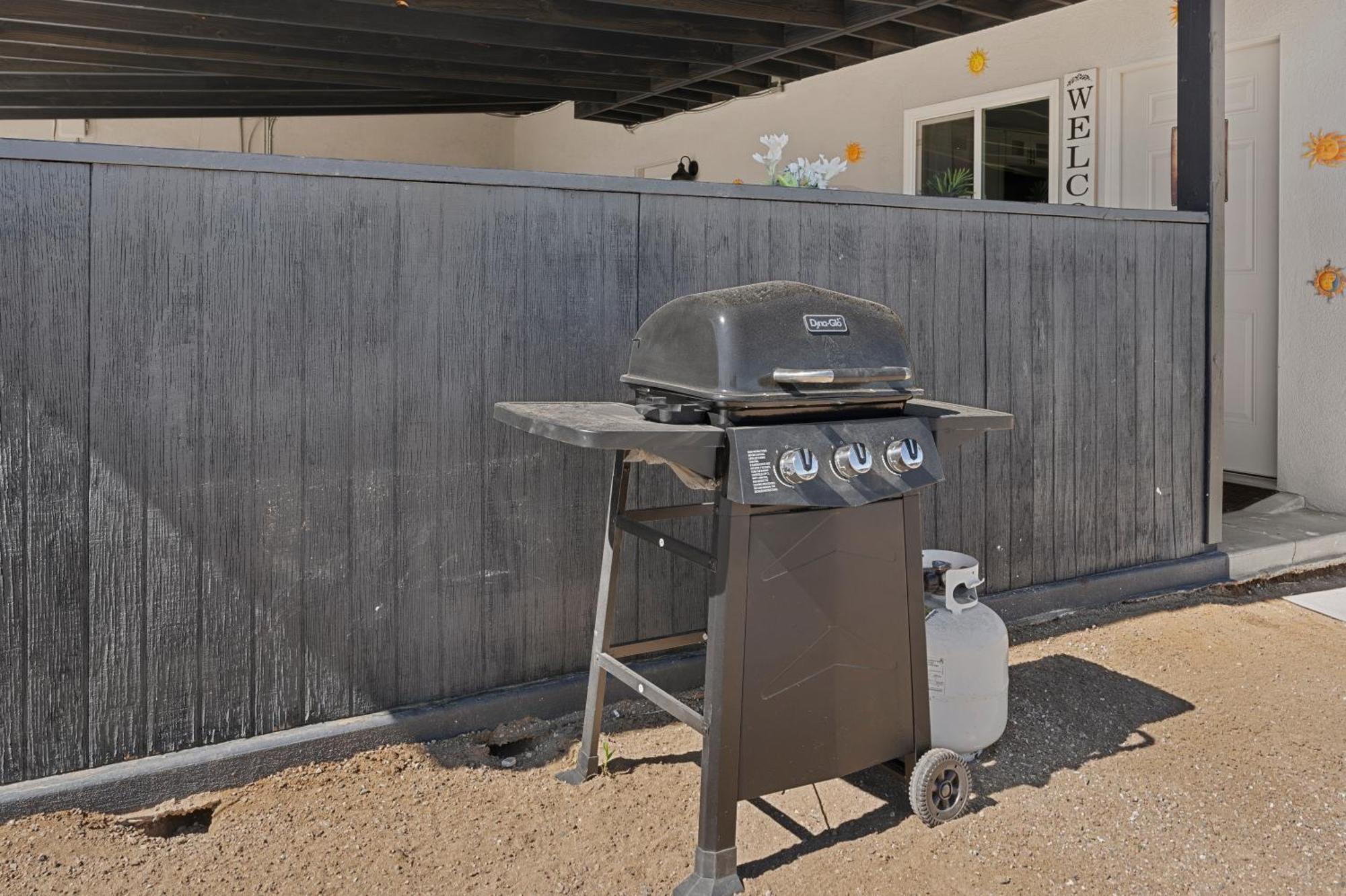 Desert Serenity In Yucca/Joshua Tree W/Ac & Fire Pit يوككا فالي المظهر الخارجي الصورة